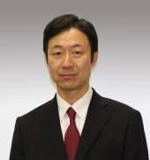 代表取締役社長 河野 吉晴
