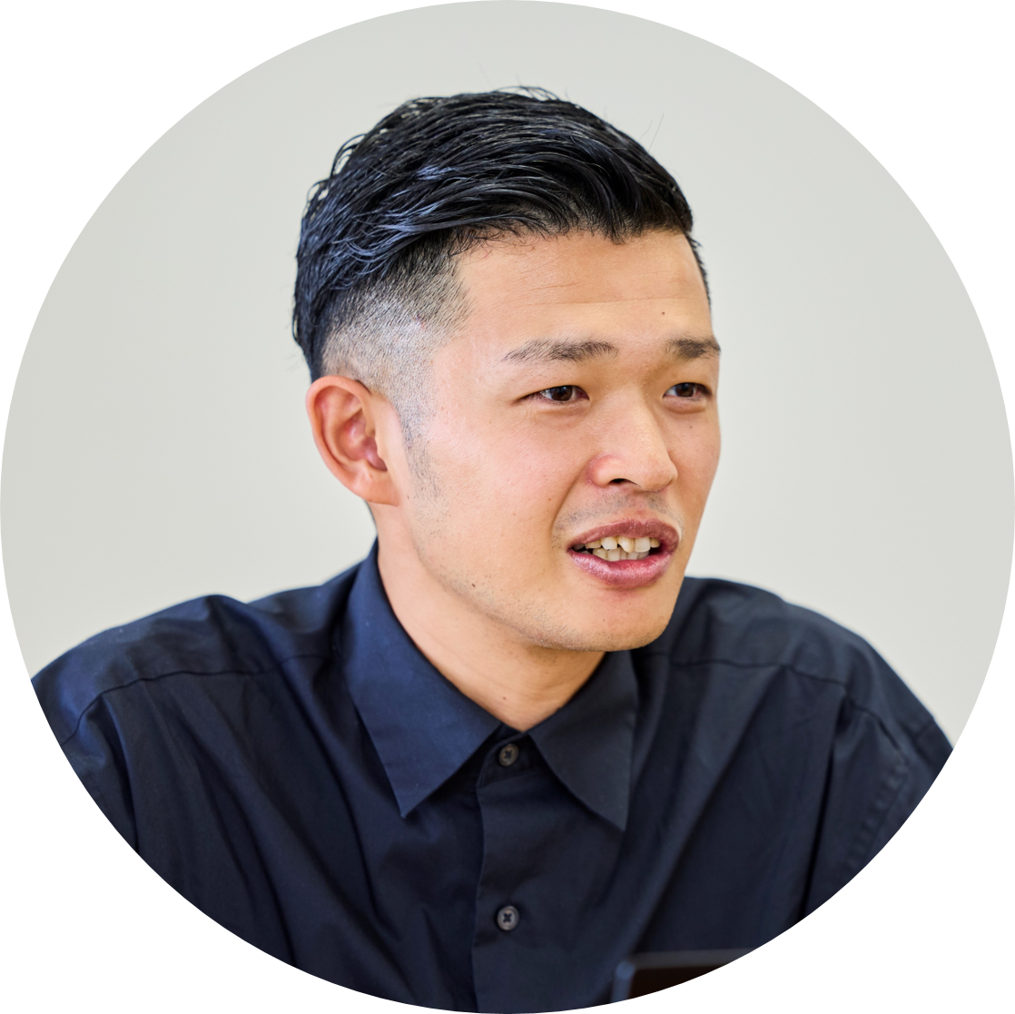 村上 真 氏